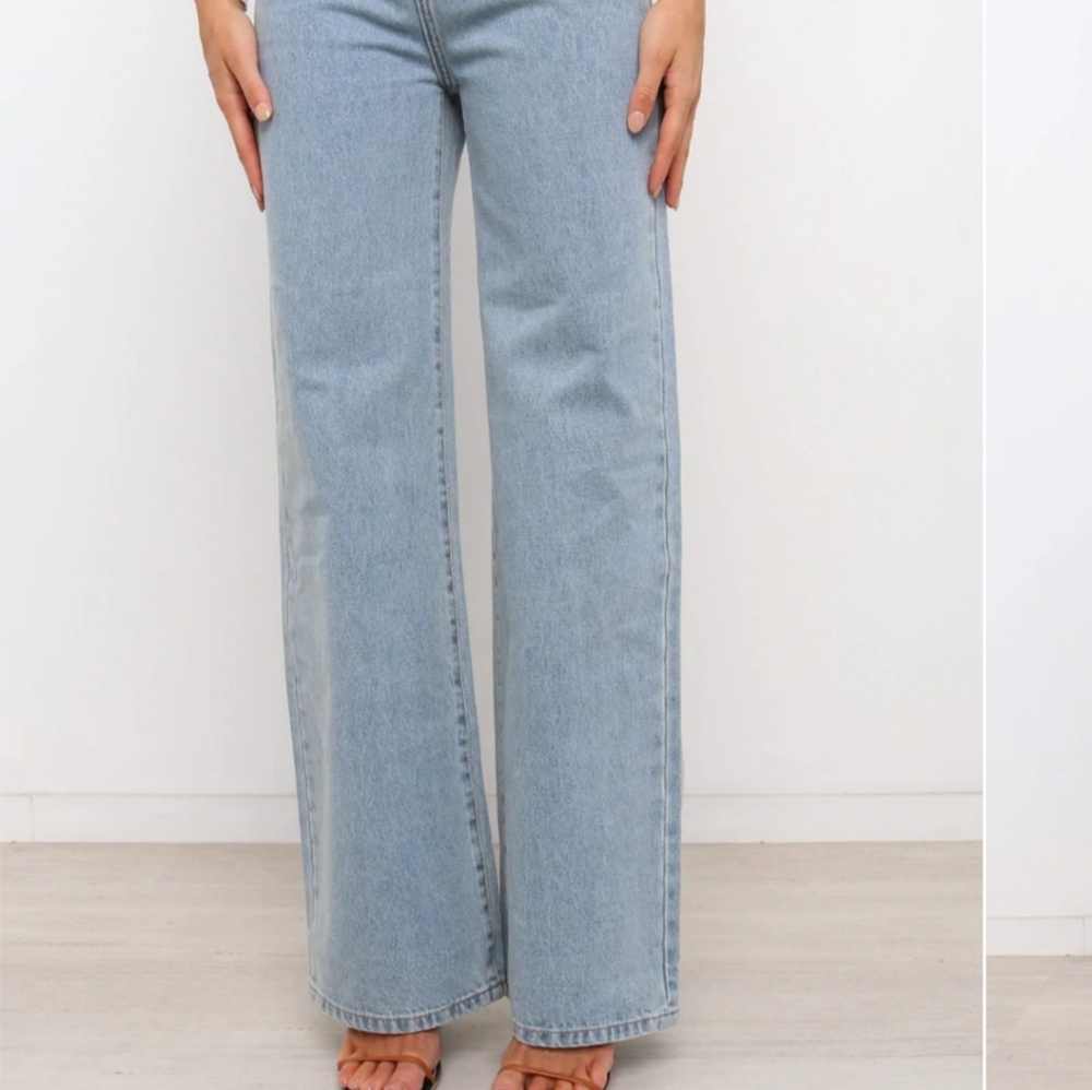 Flared Jeans
